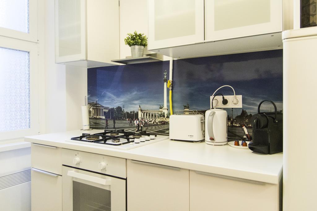 Bright 2Br&Ac Apt At Astoria บูดาเปสต์ ภายนอก รูปภาพ